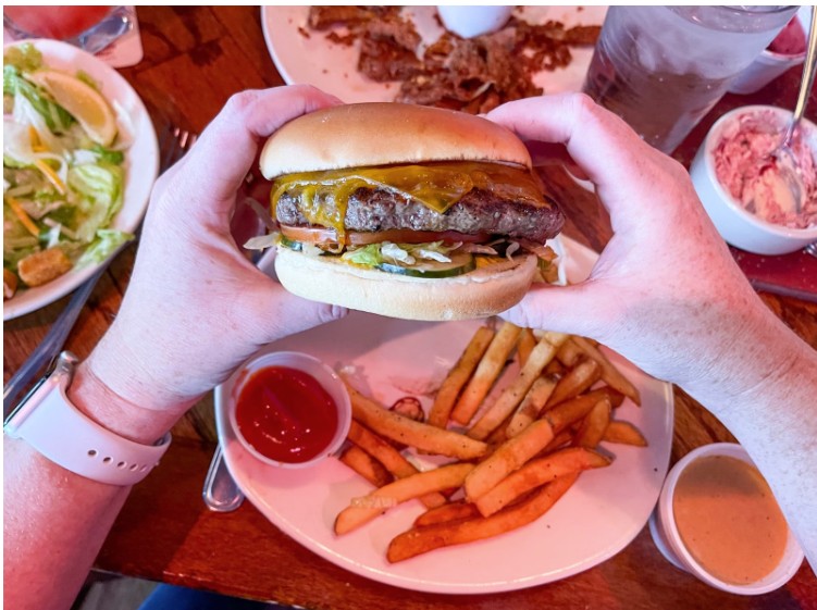 Outback Restaurants Offer Free Kids Meals Mondays this Summer