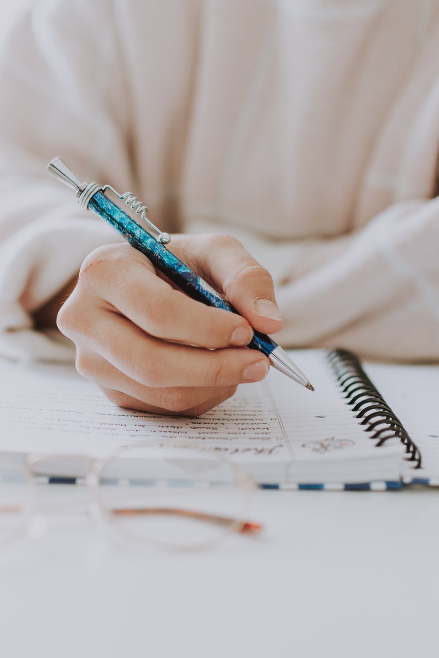 Free Proofreading Certification: Best Online Courses You Can Start Today