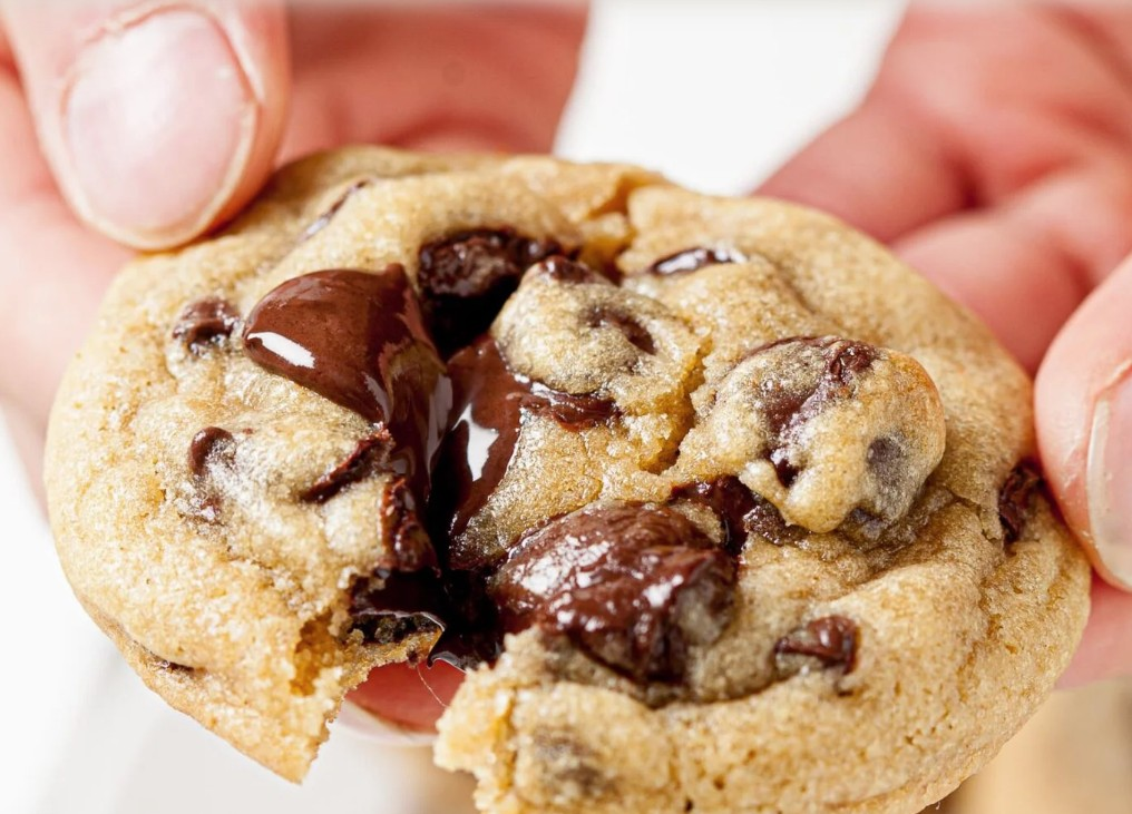 How to Make Forever Chewy Chocolate Chip Cookies at Home